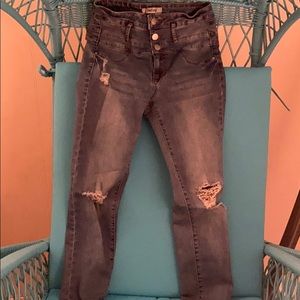 Refuge ripped jeans